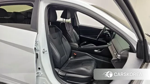 Hyundai Avante (CN7) 2022 Белый из Кореи, фото 3