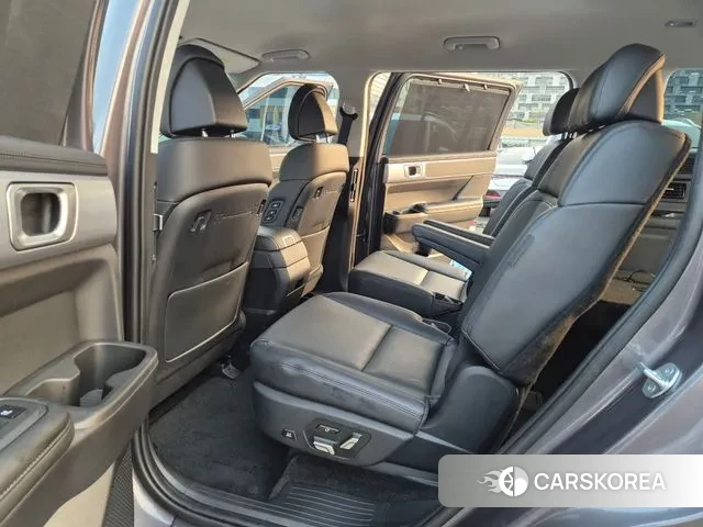 Hyundai Santa Fe (MX5) 2024 Серый из Кореи, фото 3