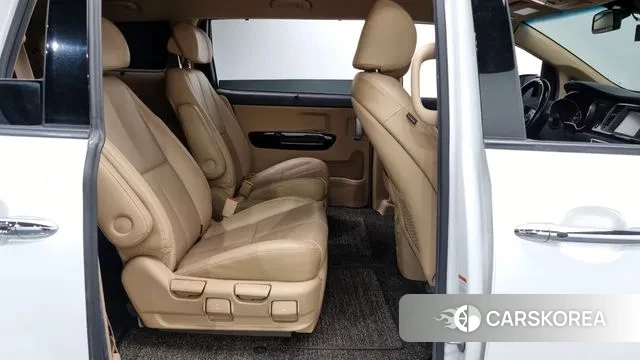 Kia The New Carnival 2019 Белый из Кореи, фото 3