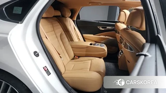 Kia More K9 2021 Белый из Кореи, фото 3