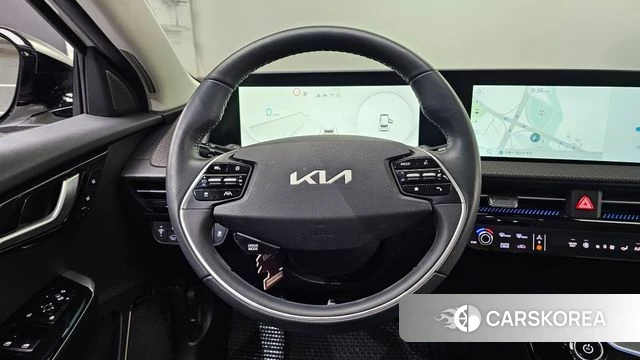 Kia EV6 2022 Серебристо-серый из Кореи, фото 3