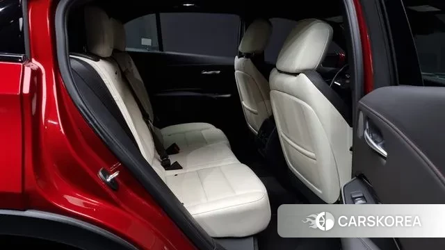 Cadillac XT4 2022 Красный из Кореи, фото 3
