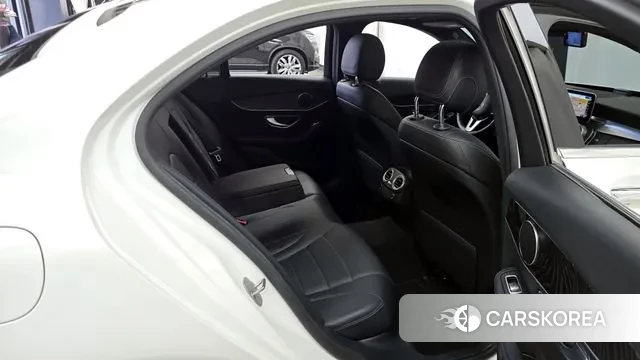 Mercedes-Benz C-Class W205 2019 Белый из Кореи, фото 3