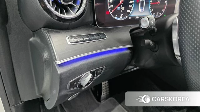 Mercedes-Benz E-Class W213 2020 Белый из Кореи, фото 3