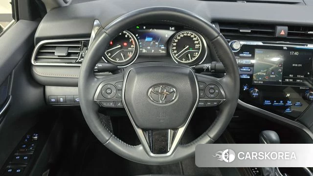 Toyota Camry (XV70) 2019 Коричневый из Кореи, фото 3