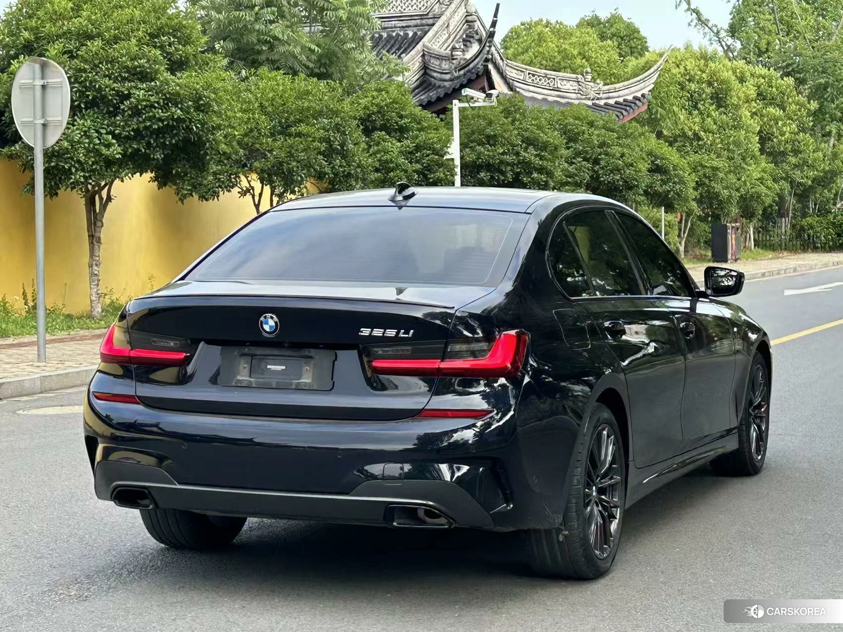 BMW 3 series 2022 Черный из Китая, фото 3