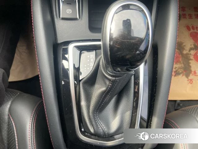 Nissan Qashqai 2022 Белый из Китая, фото 3