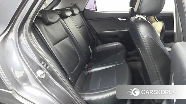 Kia Stonic 2018 Серый из Кореи, фото 3