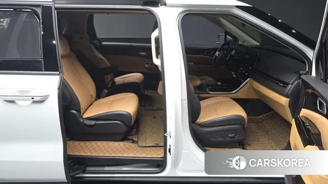 Kia Carnival 4th generation 2022 Белый из Кореи, фото 3