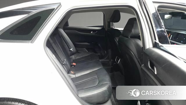 Kia The New K5 3rd generation 2025 Белый из Кореи, фото 3