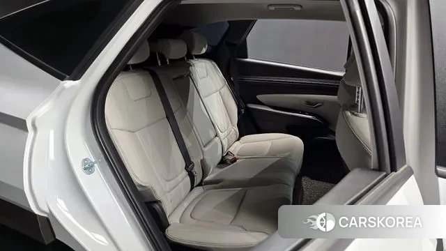 Hyundai Tucson (NX4) 2023 Белый из Кореи, фото 3