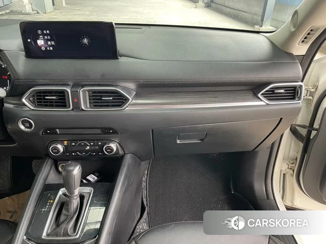 Mazda CX-5 2023 Белый из Китая, фото 3