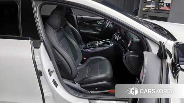 Mercedes-Benz AMG GT 2019 Белый из Кореи, фото 3