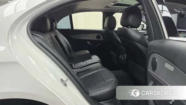 Mercedes-Benz E-Class W213 2019 Белый из Кореи, фото 3