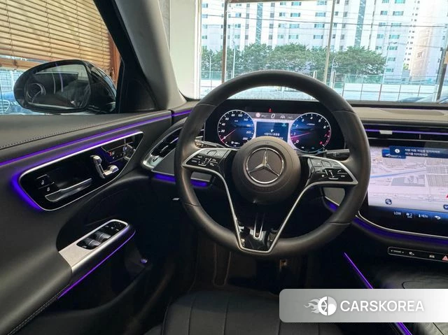 Mercedes-Benz E-Class W214 2024 Черный из Кореи, фото 3