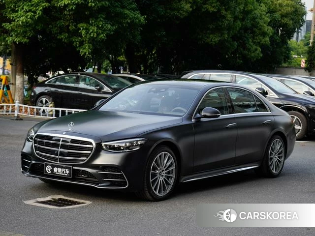 Mercedes-Benz S-class 2024 Черный из Китая, фото 3