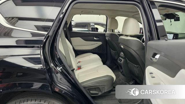 Hyundai The New Santa Fe 2022 Черный из Кореи, фото 3