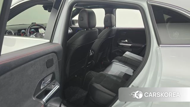 Mercedes-Benz GLA - Class H247 2022 Белый из Кореи, фото 3