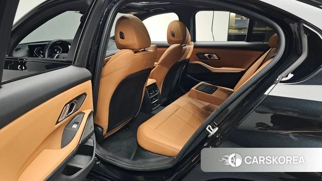 BMW 3 Series (G20) 2025 Черный из Кореи, фото 3