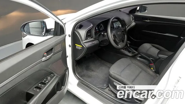 Hyundai Avante AD 2018 Белый из Кореи, фото 3