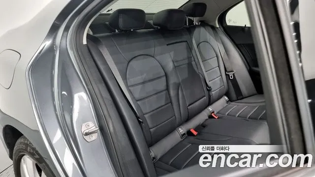 Mercedes-Benz C-Class W205 id 2724834 из Кореи 3