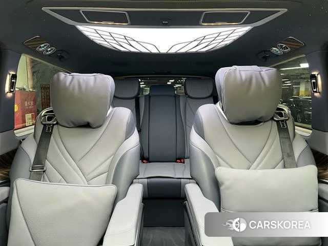 Mercedes-Benz V-class 2022 Черный из Китая, фото 3