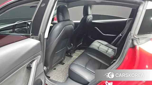 Tesla Model 3 2020 Красный из Кореи, фото 3