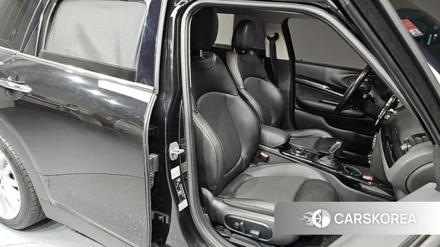 Mini Cooper D Clubman 2018 Черный из Кореи, фото 3