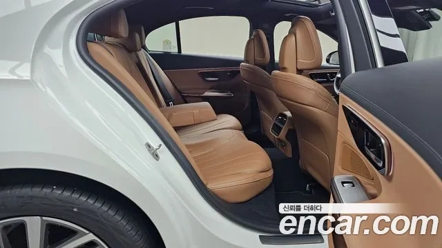 Mercedes-Benz E-Class W214 2024 Белый из Кореи, фото 3