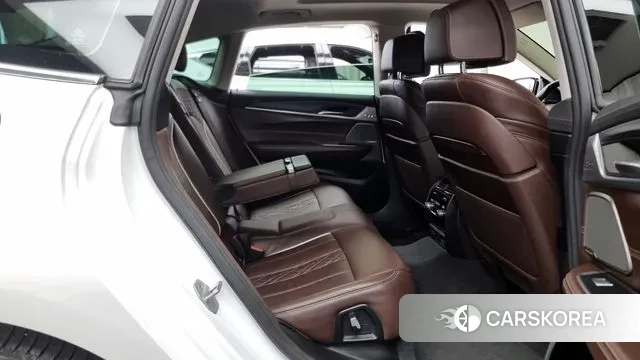 BMW 6 Series GT (G32) 2021 Белый из Кореи, фото 3