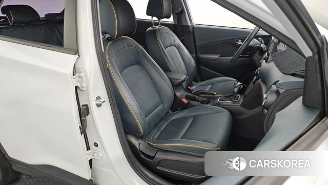 Hyundai Kona 2018 Белый из Кореи, фото 3