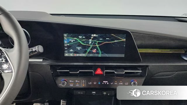 Kia Di Ol Nu Niro 2022 Белый из Кореи, фото 3