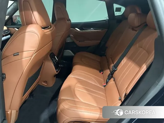 Maserati Levante 2023 Синий из Кореи, фото 3