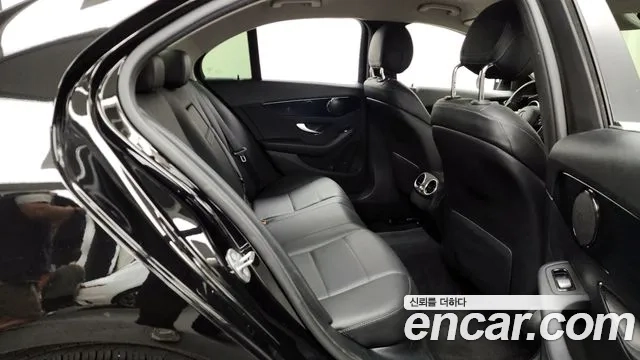 Mercedes-Benz C-Class W205 2019 Черный из Кореи, фото 3