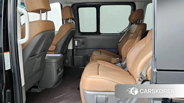 Hyundai Staria 2025 Черный из Кореи, фото 3