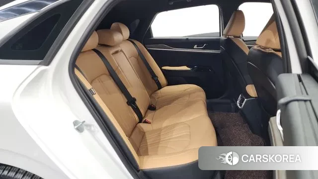 Kia K5 3rd generation 2021 Белый из Кореи, фото 3