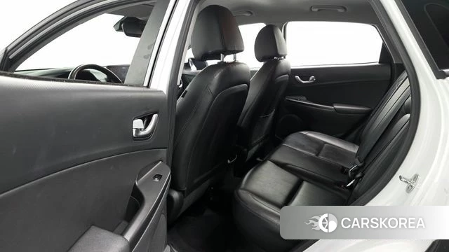 Hyundai The New Kona 2022 Белый из Кореи, фото 3