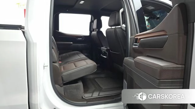 GMC Sierra 2023 Белый из Кореи, фото 3