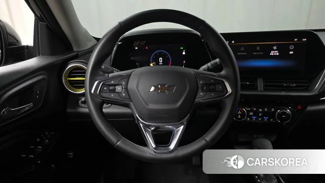 Chevrolet (GM Daewoo) Trax Crossover 2023 Черный из Кореи, фото 3