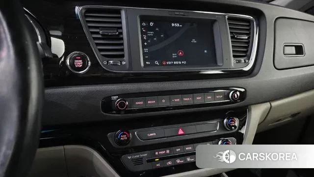 Kia The New Carnival 2018 Черный из Кореи, фото 3