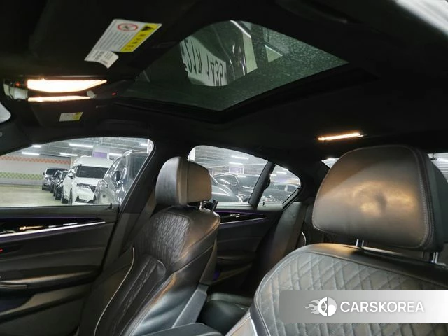 BMW 5 Series (G30) 2019 Черный из Кореи, фото 3