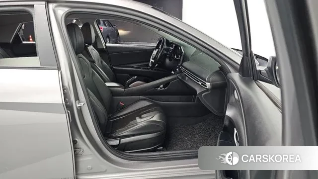 Hyundai Avante (CN7) 2020 Серебряный из Кореи, фото 3