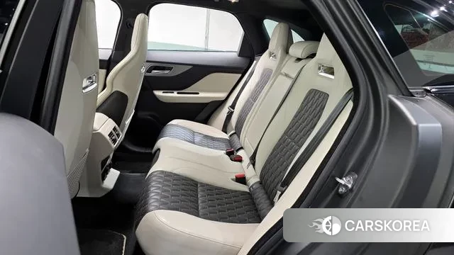 Jaguar F-PACE 2020 Черный из Кореи, фото 3