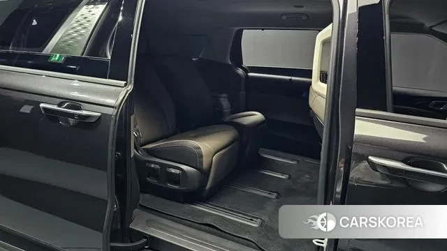 Kia The New Carnival 4th Generation 2024 Серый из Кореи, фото 3