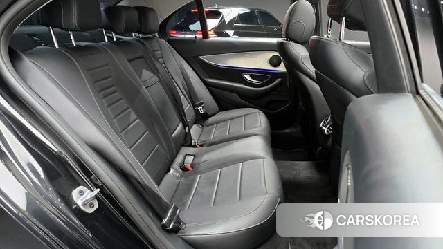 Mercedes-Benz E-Class W213 2019 Черный из Кореи, фото 3