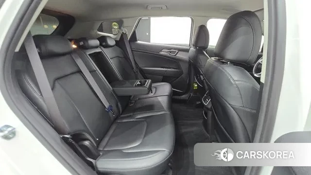 Kia Sportage 5th Generation 2023 Белый из Кореи, фото 3