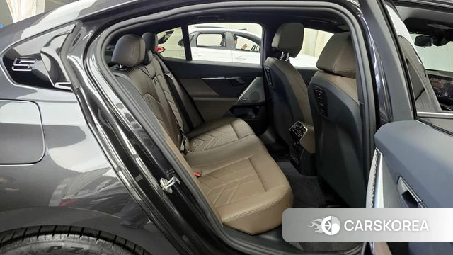 BMW 5 Series (G60) 2024 Серый из Кореи, фото 3