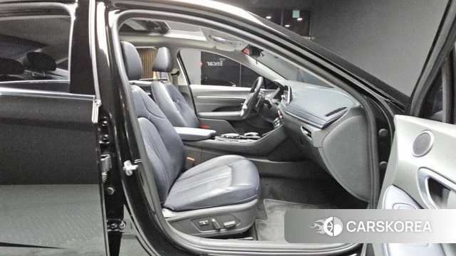 Hyundai Sonata (DN8) 2021 Черный из Кореи, фото 3