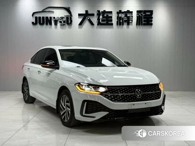 Volkswagen Lavida 2022 Белый из Китая, фото 3