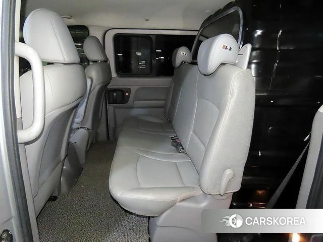 Hyundai The New Grand Starex 2020 Серебристо-серый из Кореи, фото 3